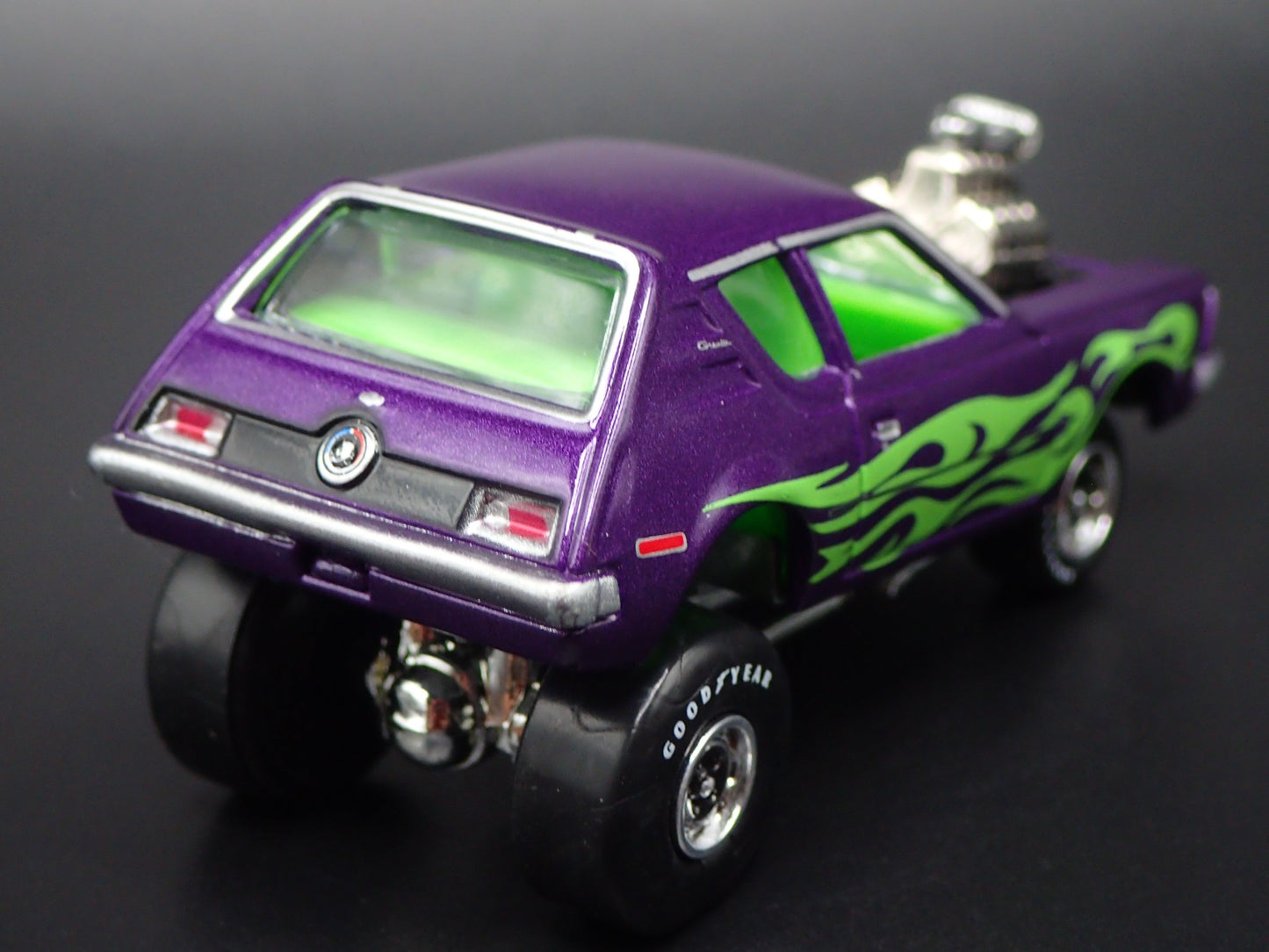 1971 71 AMC GREMLIN ZINGER PRL 1:64 SCALE COLLECTIBLE DIORAMA DIECAST MODEL CAR