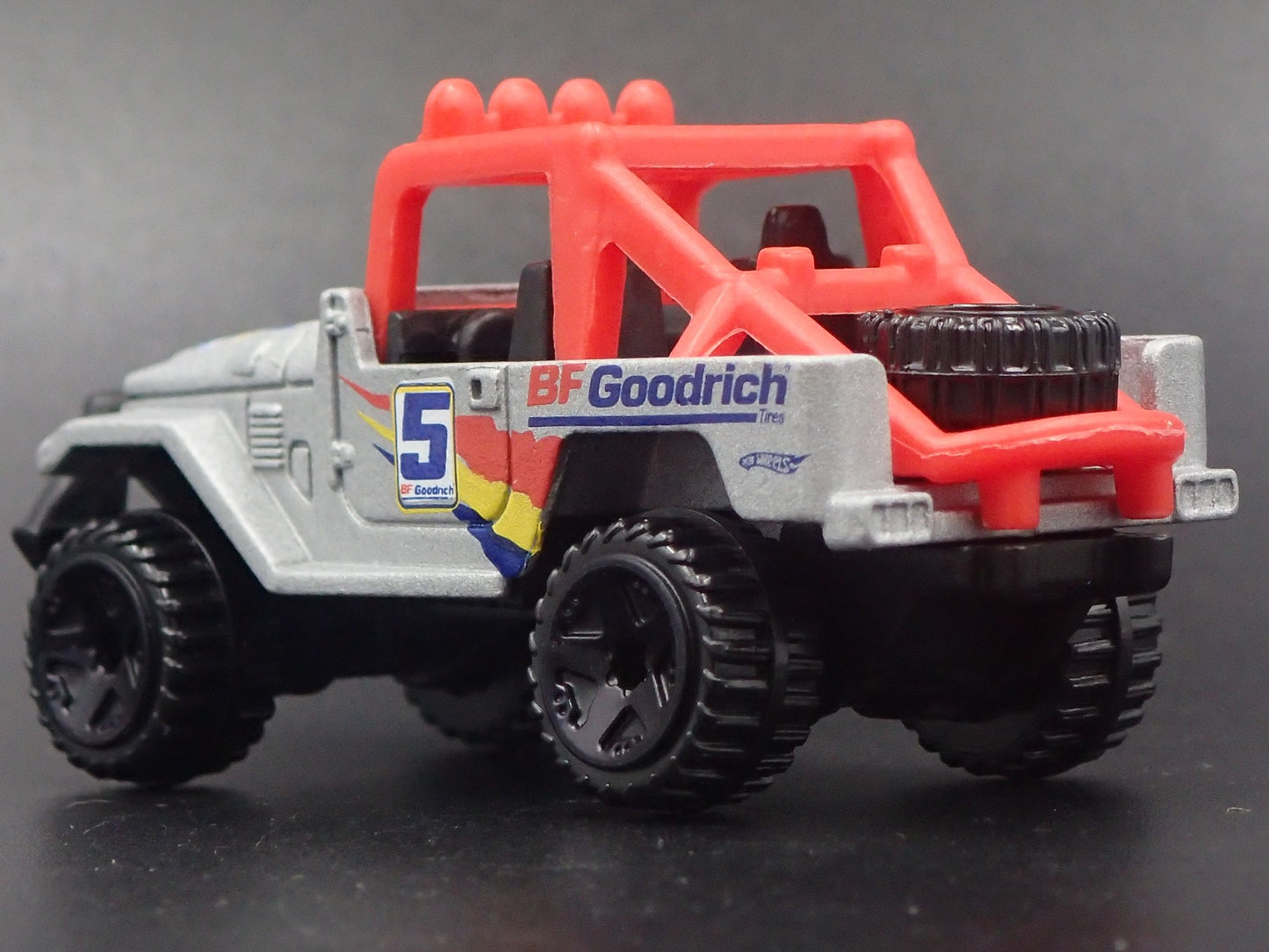 1960-1984 TOYOTA LAND CRUISER FJ40 BFGOODRICH GRAY 1/64 SCALE DIECAST MODEL CAR