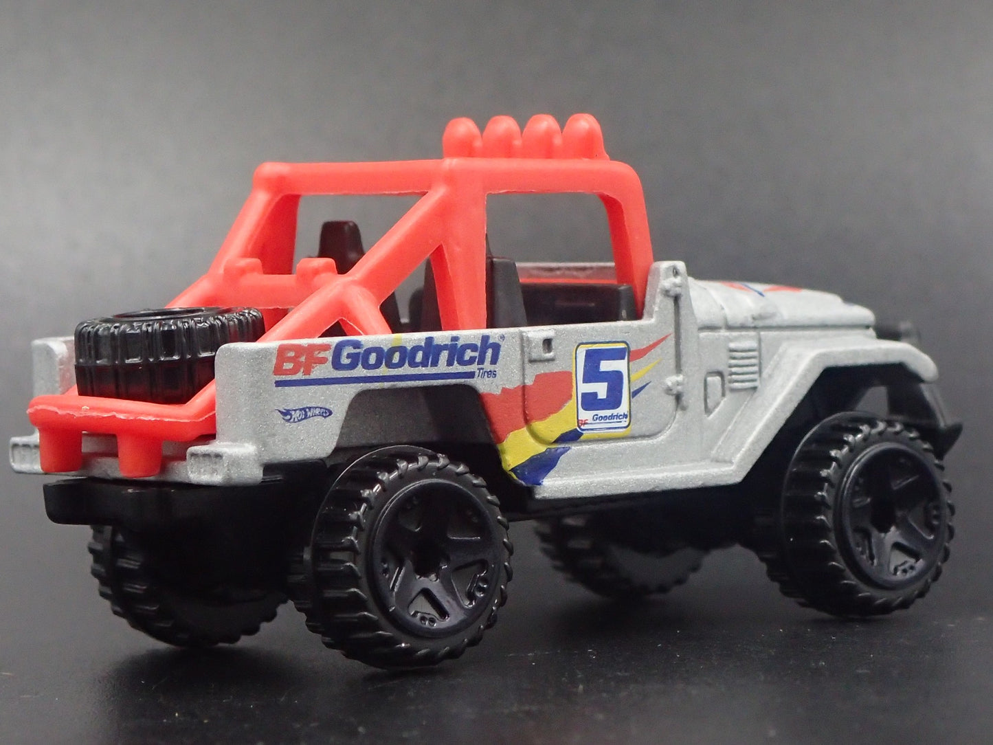 1960-1984 TOYOTA LAND CRUISER FJ40 BFGOODRICH GRAY 1/64 SCALE DIECAST MODEL CAR