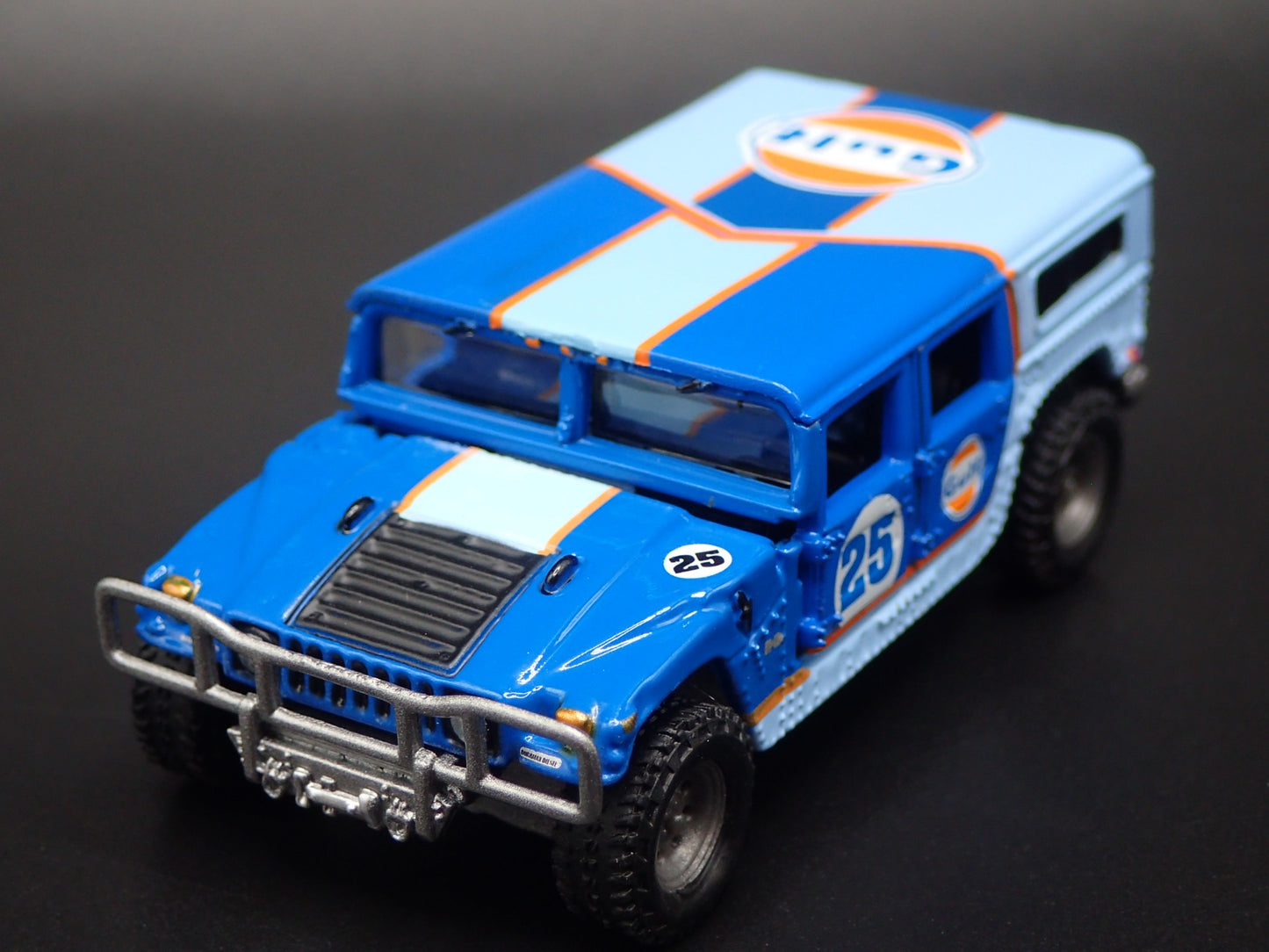 1992-2006 HUMMER H1 HUMVEE ALPHA GULF OIL 1:64 SCALE DIORAMA DIECAST MODEL CAR