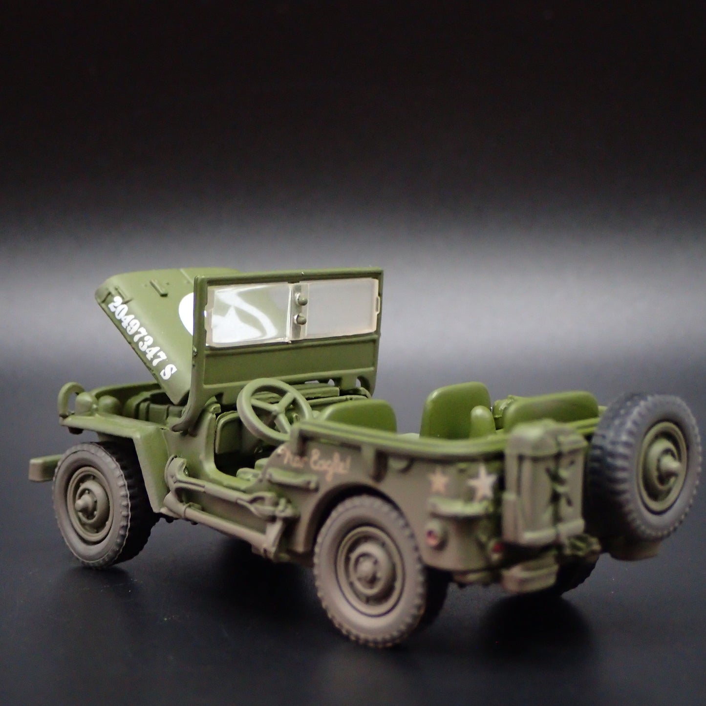 WWII WILLYS MB JEEP ARMY MILITARY PATTON 1:64 SCALE DIORAMA DIECAST MODEL CAR