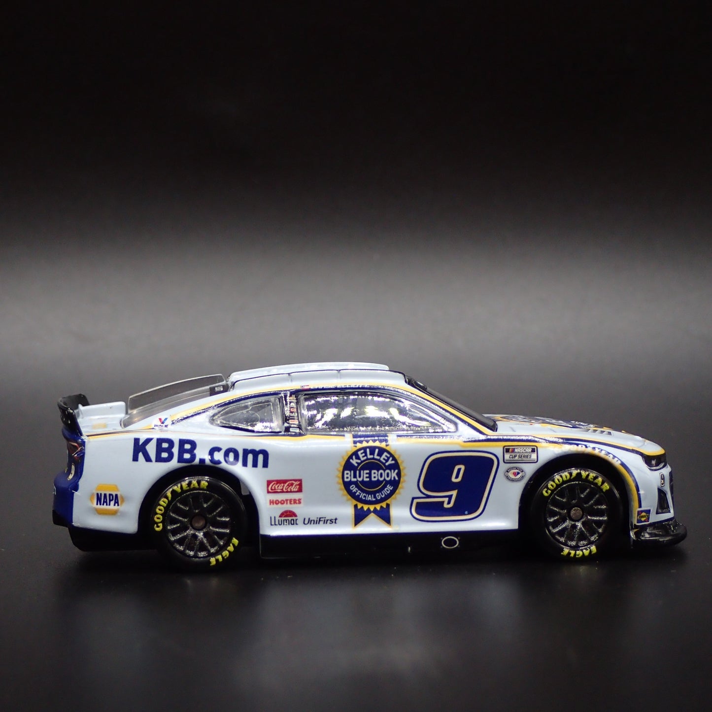 2023 CHEVY CAMARO ZL1 #9 CHASE ELLIOTT KELLEY BLUE NASCAR 1:64 SCALE DIECAST CAR