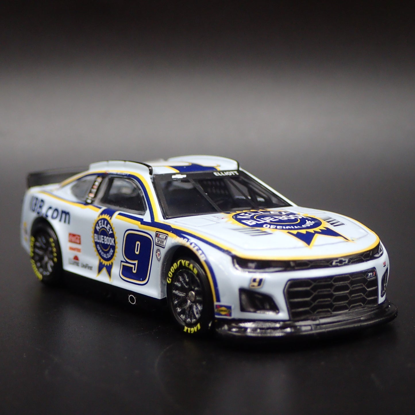 2023 CHEVY CAMARO ZL1 #9 CHASE ELLIOTT KELLEY BLUE NASCAR 1:64 SCALE DIECAST CAR