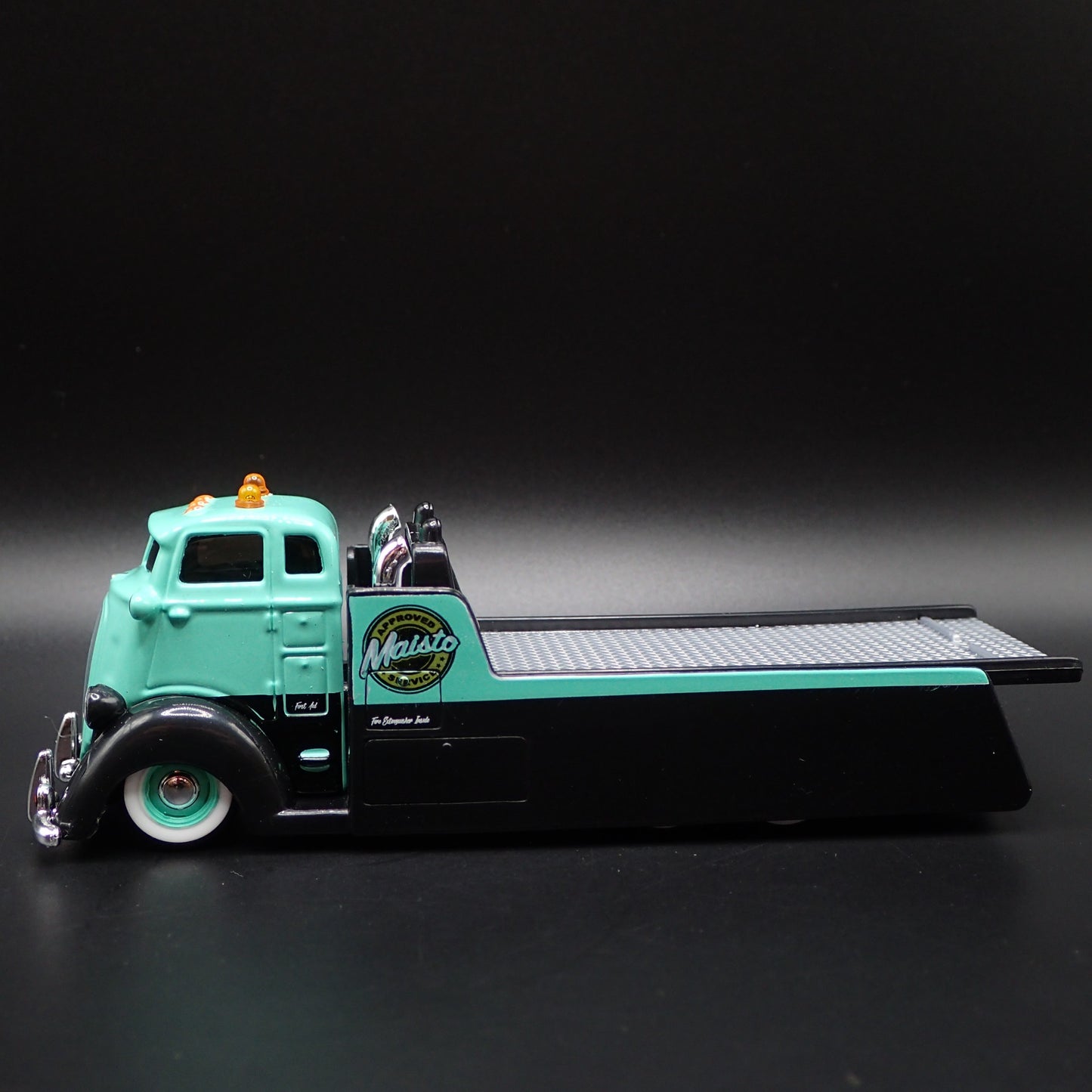 COE FLATBED CAR HAULER RARE 1:64 SCALE COLLECTIBLE DIORAMA DIECAST MODEL CAR