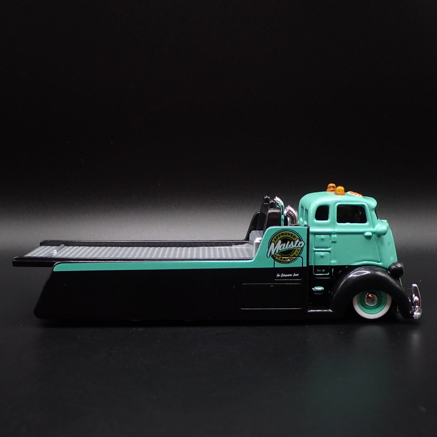 COE FLATBED CAR HAULER RARE 1:64 SCALE COLLECTIBLE DIORAMA DIECAST MODEL CAR