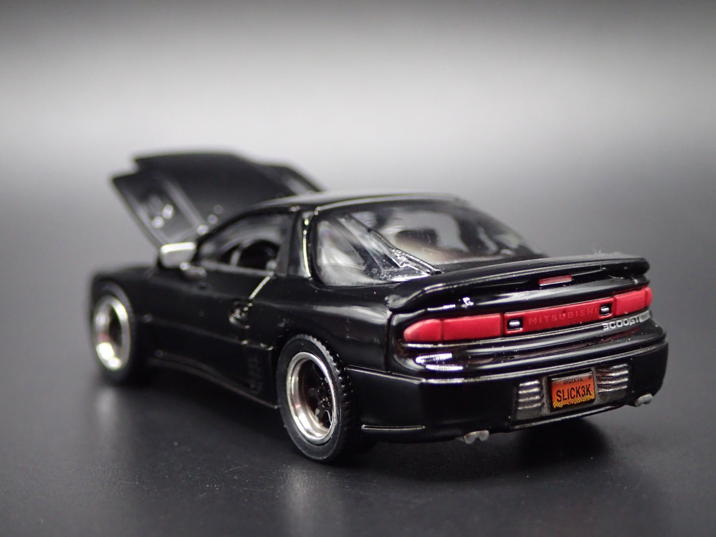 1990-2000 MITSUBISHI 3000GT VR4 1:64 SCALE COLLECTIBLE DIORAMA DIECAST MODEL CAR