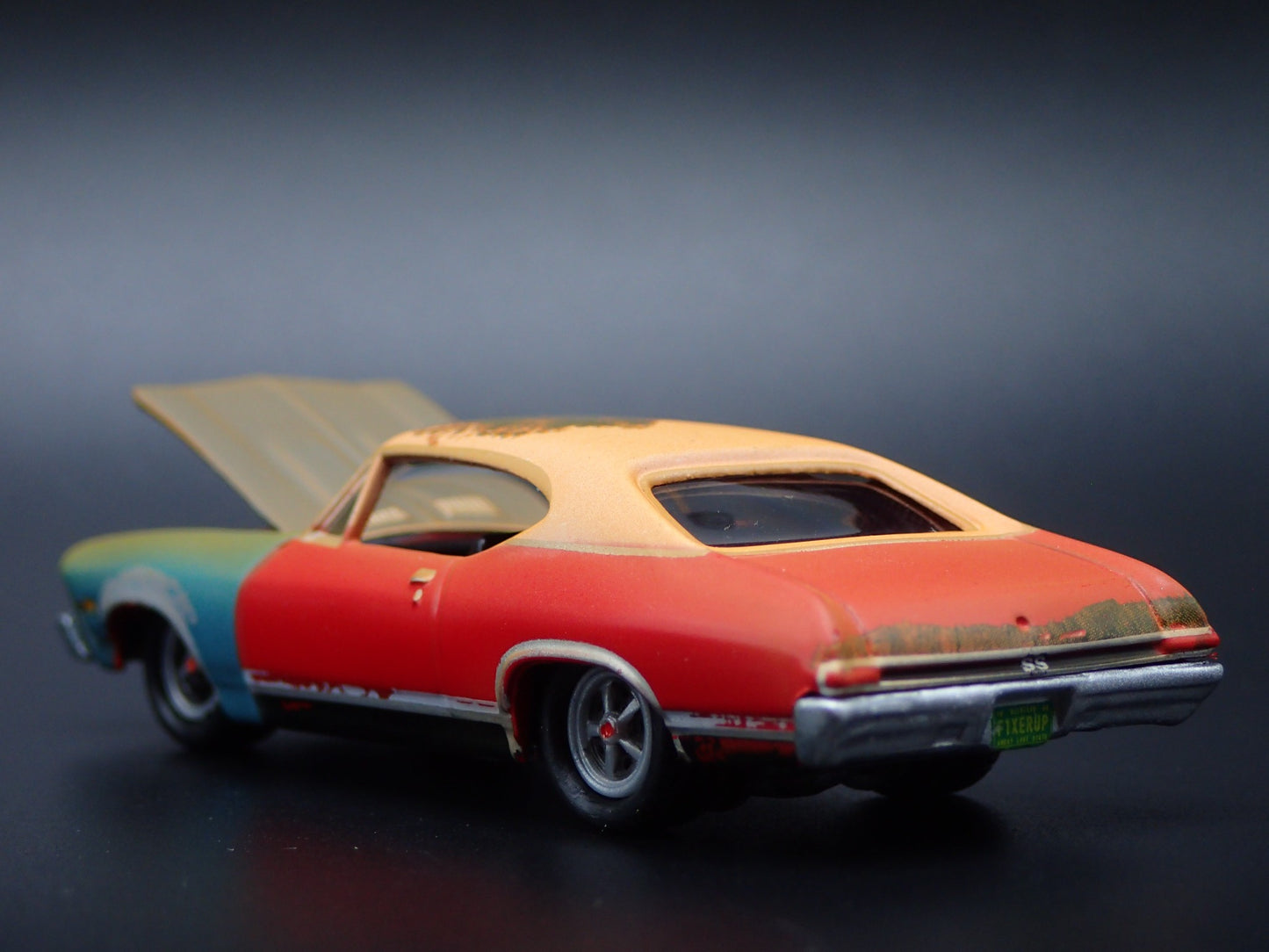 1968 68 CHEVY CHEVROLET CHEVELLE SS 396 BARN FIND 1:64 SCALE  DIECAST MODEL CAR