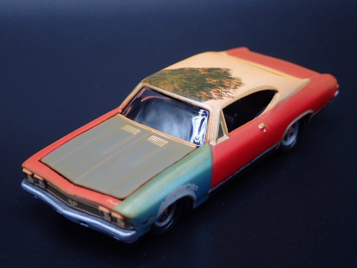 1968 68 CHEVY CHEVROLET CHEVELLE SS 396 BARN FIND 1:64 SCALE  DIECAST MODEL CAR