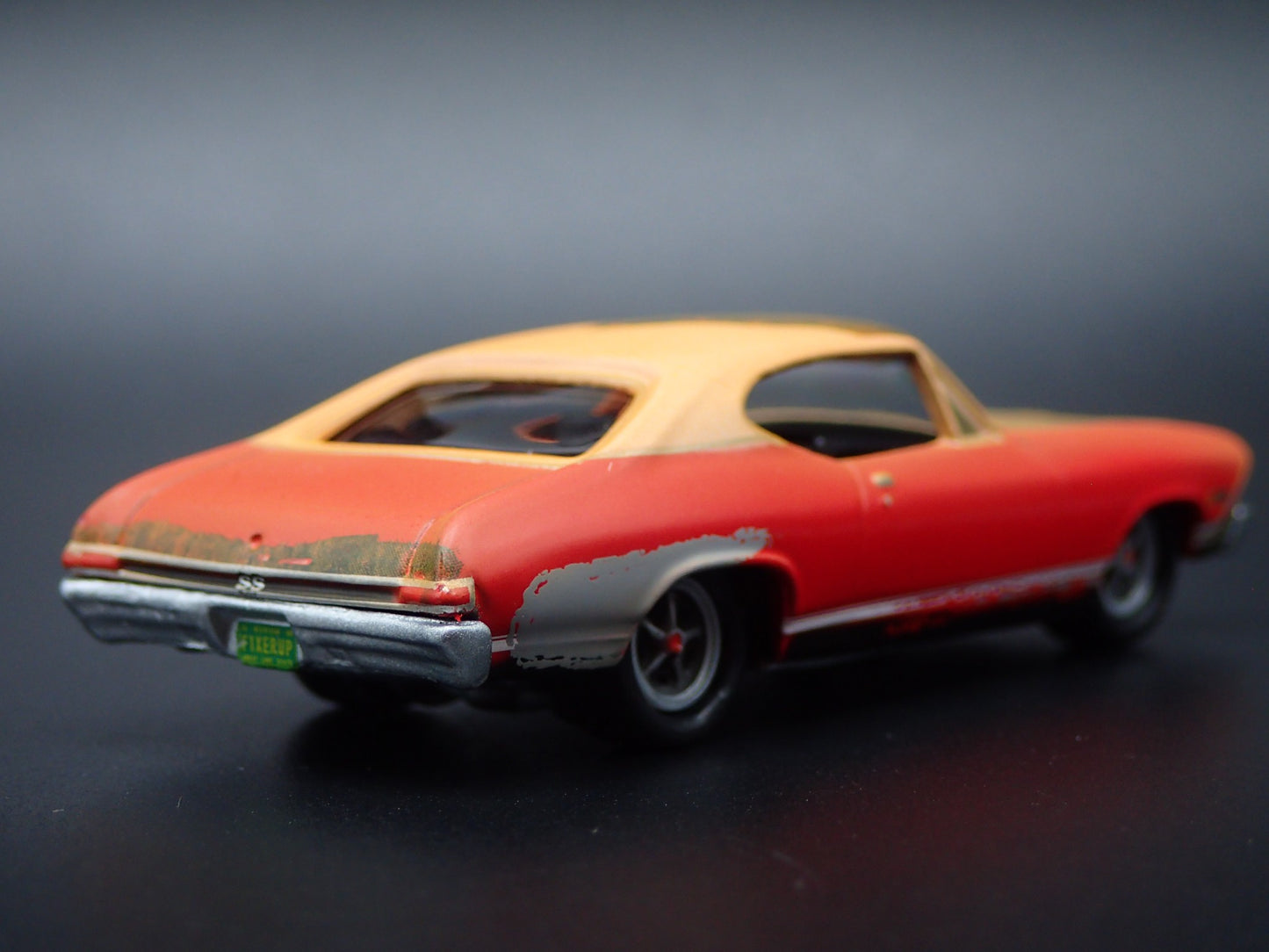 1968 68 CHEVY CHEVROLET CHEVELLE SS 396 BARN FIND 1:64 SCALE  DIECAST MODEL CAR