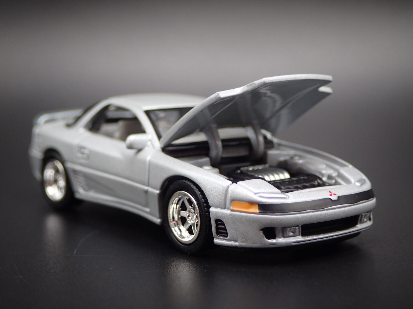 1990-2000 MITSUBISHI 3000GT VR4 1:64 SCALE COLLECTIBLE DIORAMA DIECAST MODEL CAR