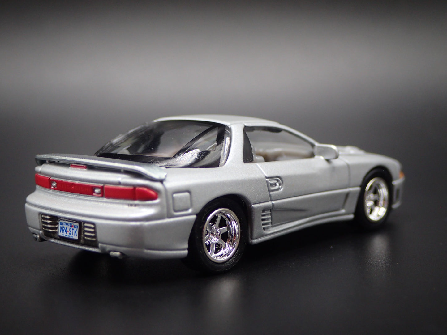 1990-2000 MITSUBISHI 3000GT VR4 1:64 SCALE COLLECTIBLE DIORAMA DIECAST MODEL CAR