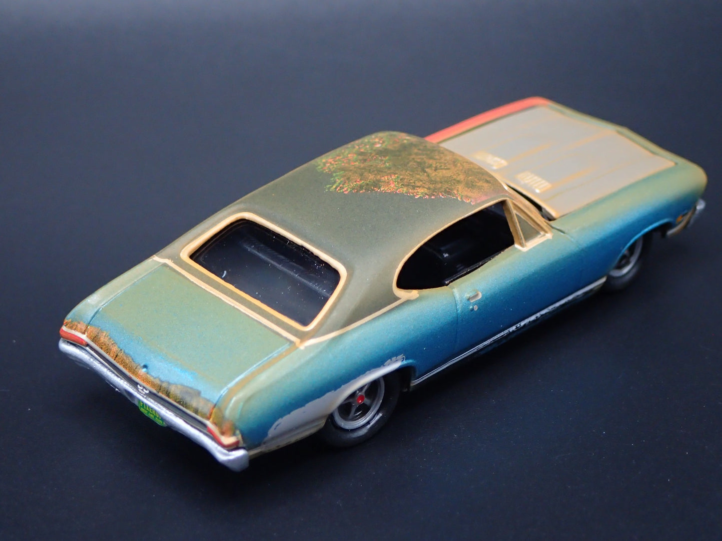 1968 68 CHEVY CHEVROLET CHEVELLE SS 396 BARN FIND 1:64 SCALE  DIECAST MODEL CAR