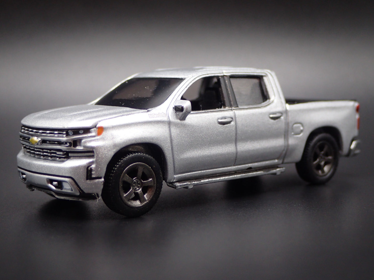 2019-2025 CHEVY SILVERADO PICKUP TRUCK HIGH COUNTRY 1:64 SCALE DIECAST MODEL CAR