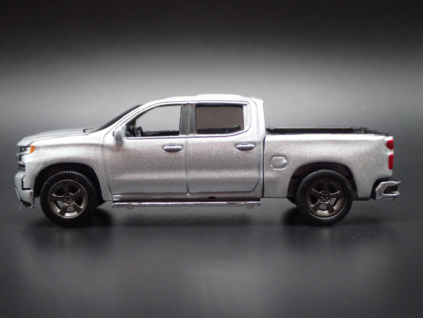 2019-2025 CHEVY SILVERADO PICKUP TRUCK HIGH COUNTRY 1:64 SCALE DIECAST MODEL CAR
