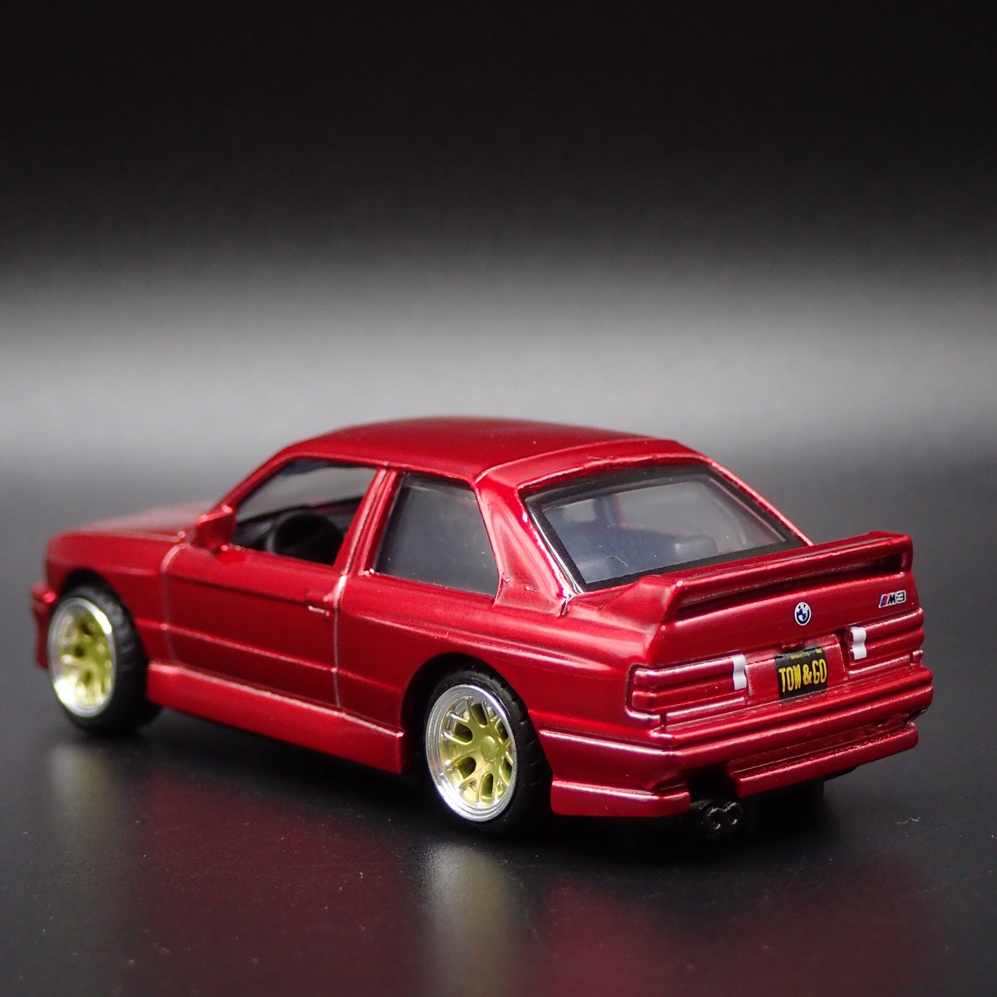 1986-1991 BMW M3 E30 1:64 SCALE COLLECTIBLE DIORAMA DIECAST MODEL CAR