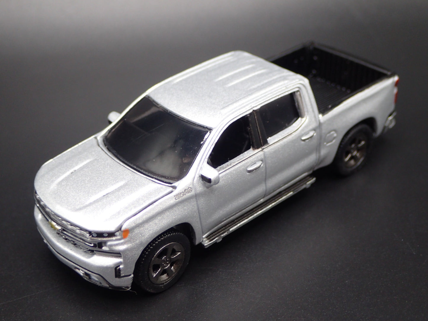 2019-2025 CHEVY SILVERADO PICKUP TRUCK HIGH COUNTRY 1:64 SCALE DIECAST MODEL CAR