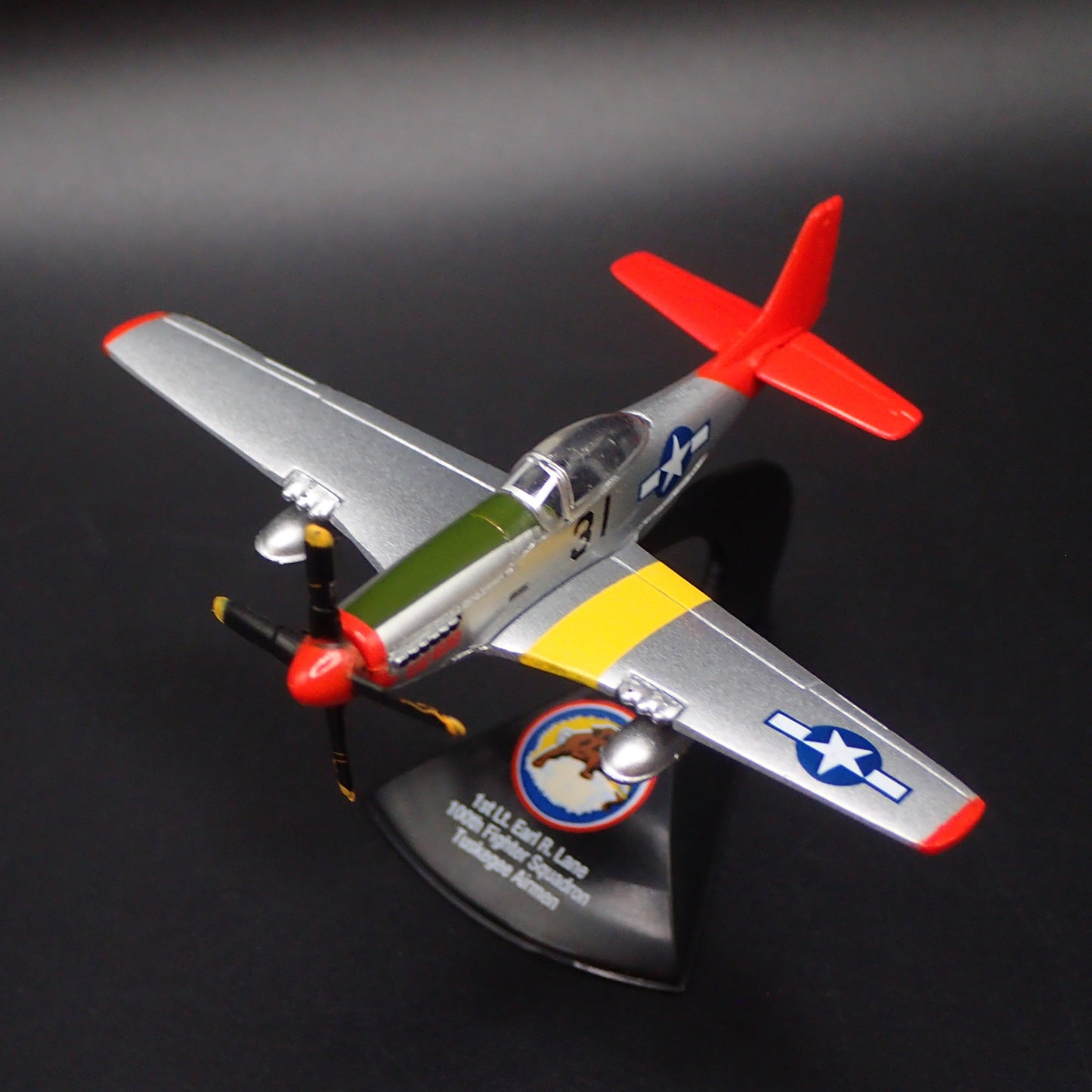 WWII NORTH AMERICAN P-51 MUSTANG PLANE ARMY MILITARY 1:144 SCALE DIECAST MODEL