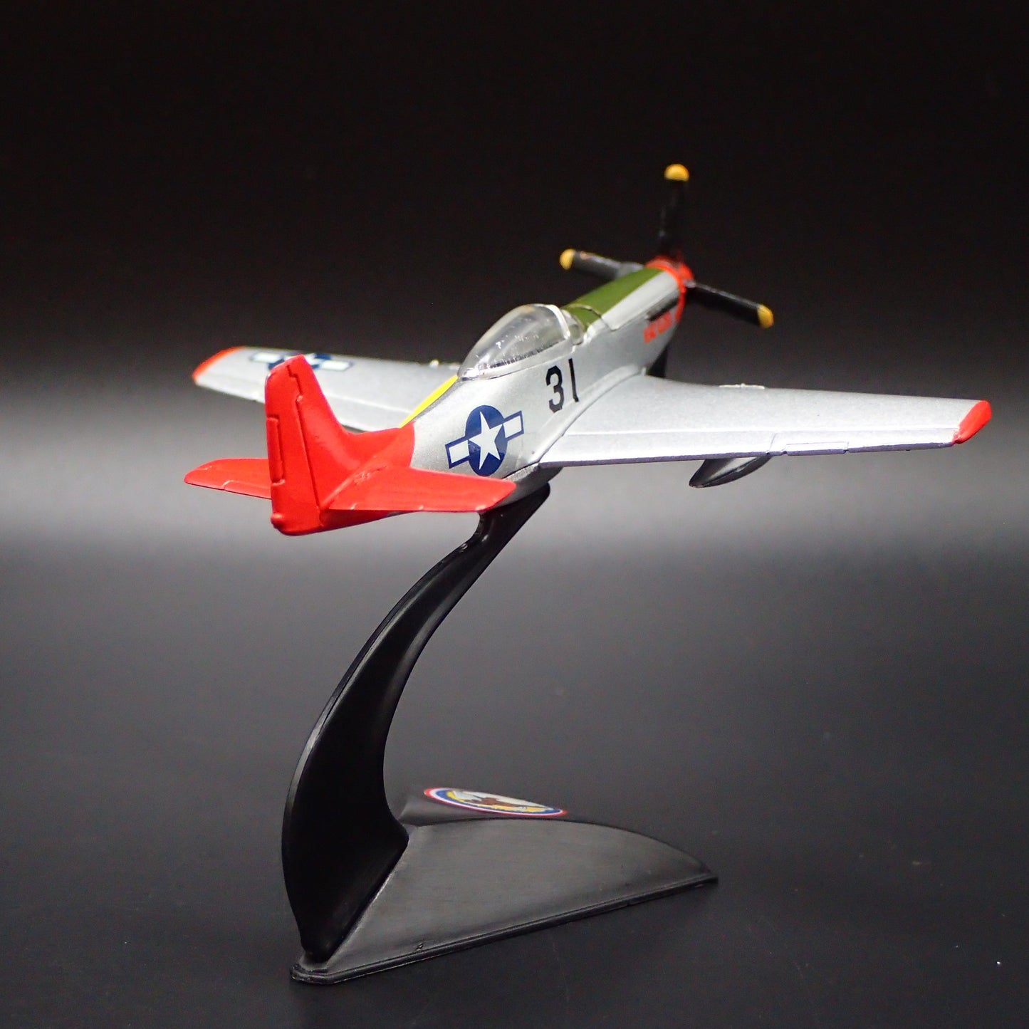 WWII NORTH AMERICAN P-51 MUSTANG PLANE ARMY MILITARY 1:144 SCALE DIECAST MODEL