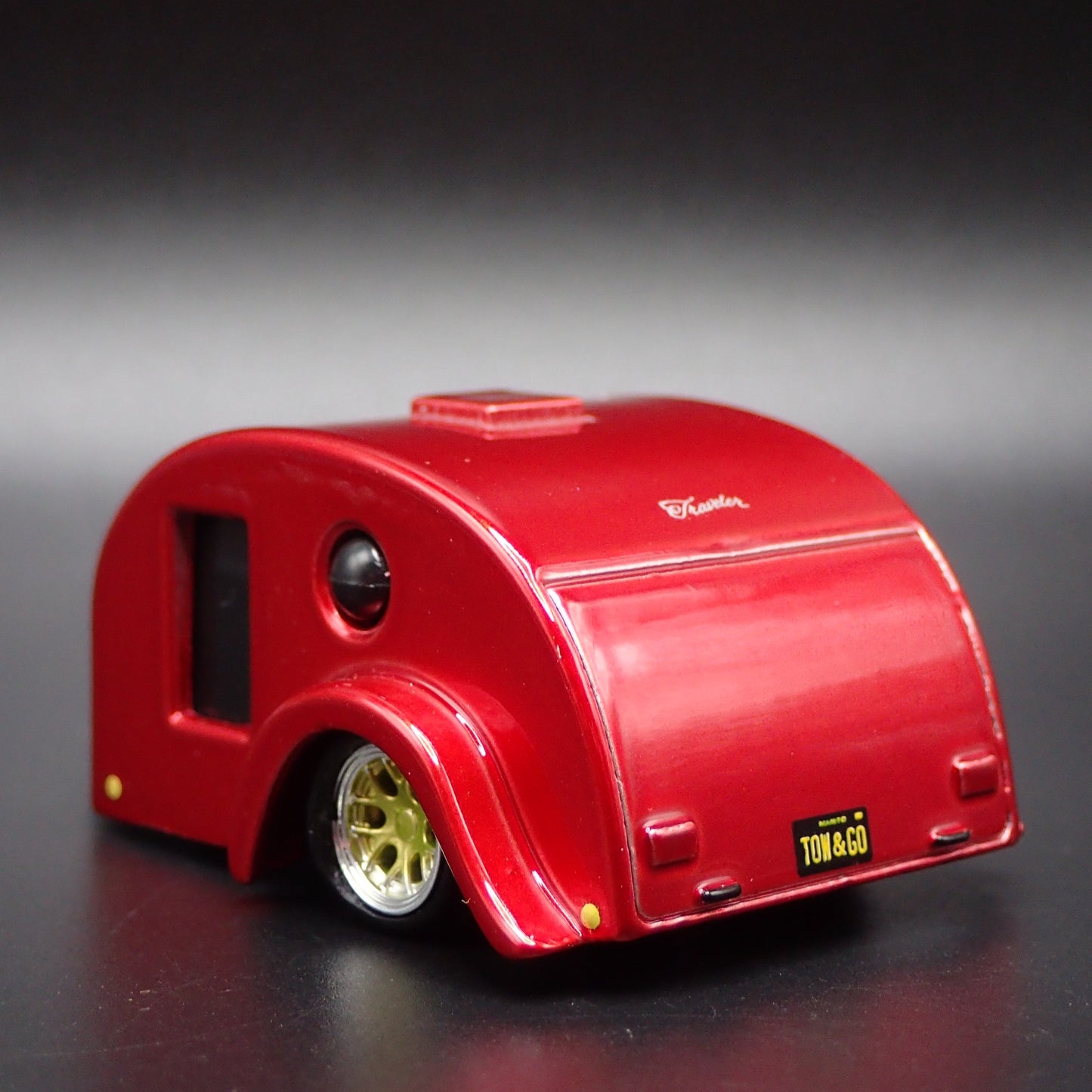 TEARDROP TRAVEL TRAILER CAMPER CANNED HAM W HITCH 1:64 SCALE DIORAMA MODEL CAR