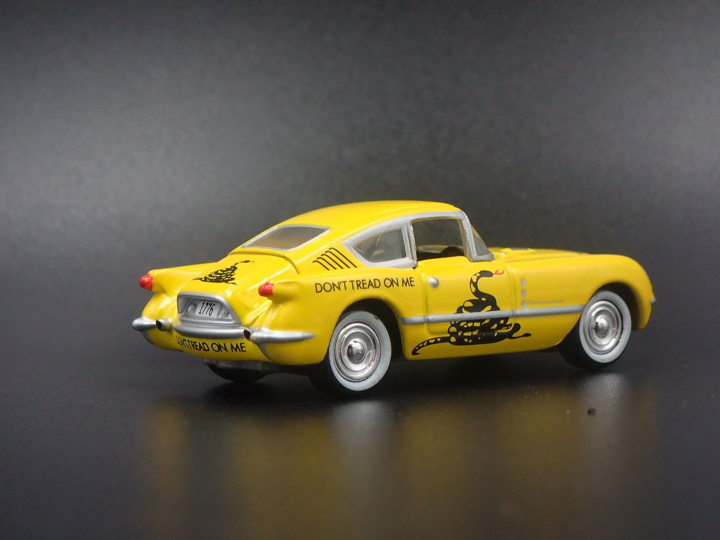 1954 54 CHEVROLET CHEVY CORVAIR YELLOW USA 1:64 SCALE DIORAMA DIECAST MODEL CAR