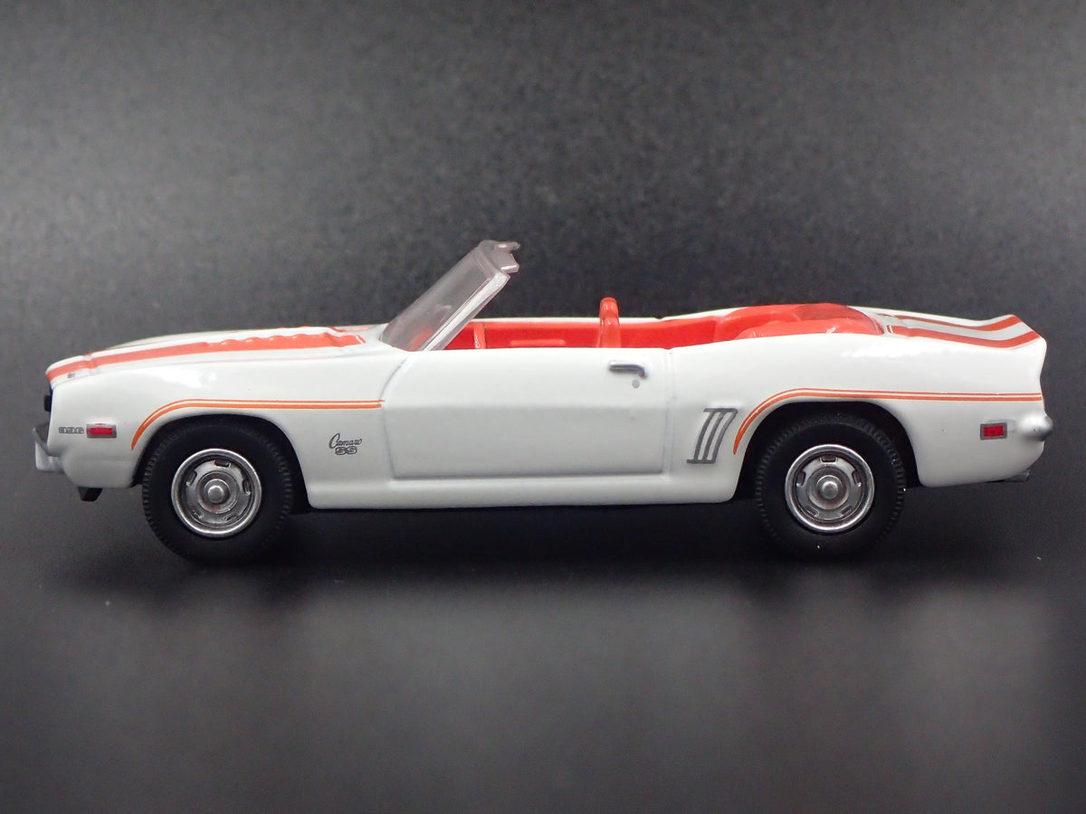 1969 69 CHEVY CHEVROLET CAMARO SS CONVERTIBLE RARE 1/64 SCALE DIECAST MODEL CAR