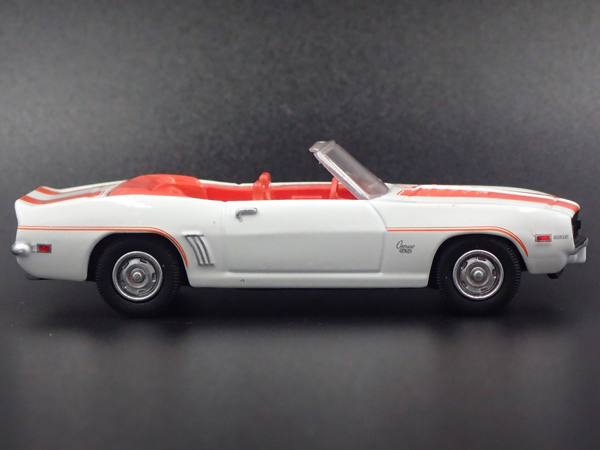 1969 69 CHEVY CHEVROLET CAMARO SS CONVERTIBLE RARE 1/64 SCALE DIECAST MODEL CAR