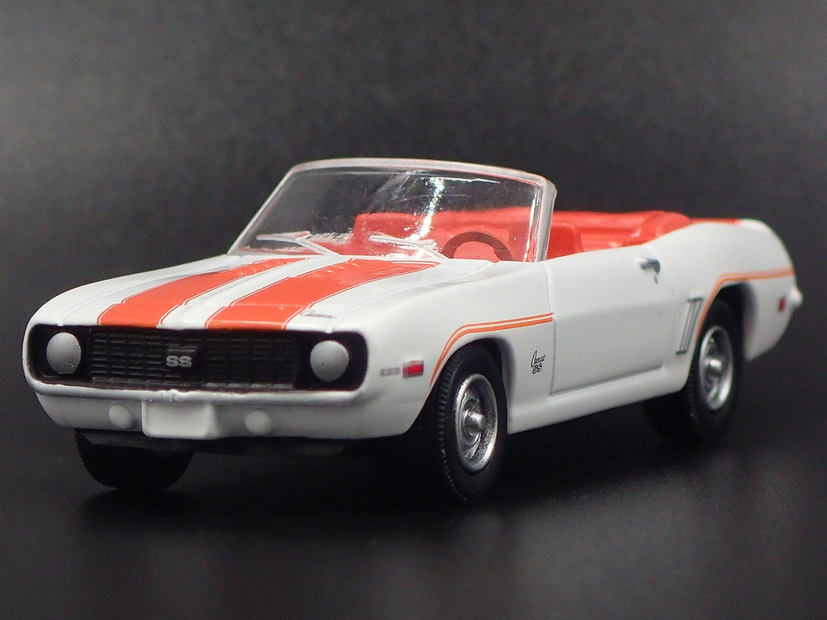 1969 69 CHEVY CHEVROLET CAMARO SS CONVERTIBLE RARE 1/64 SCALE DIECAST MODEL CAR