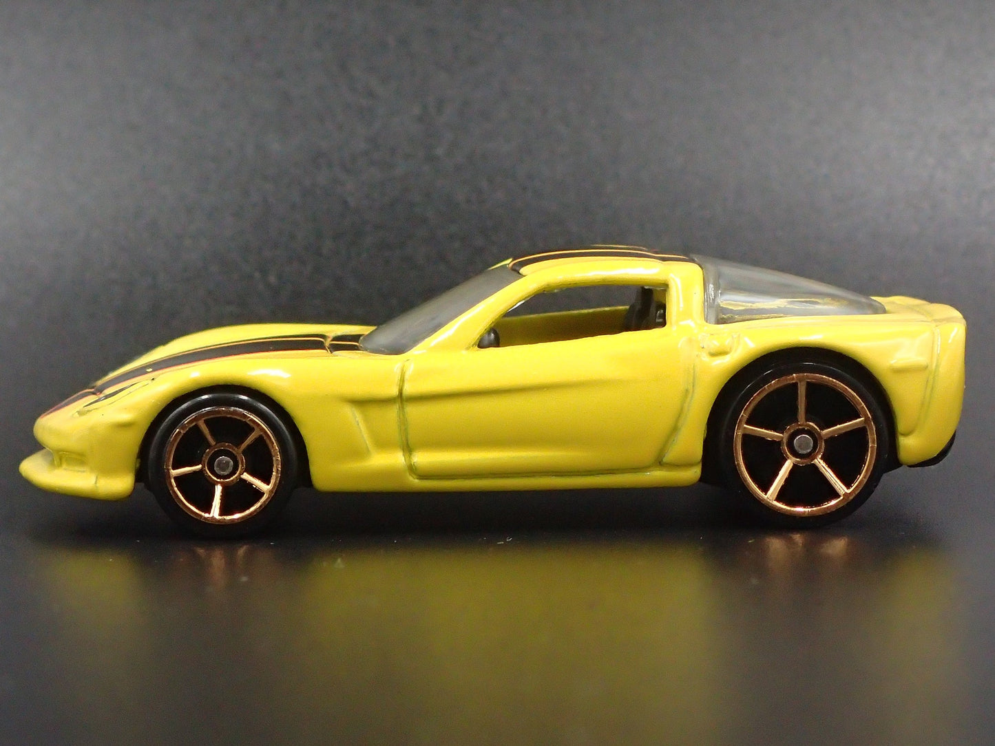 2005-2013 CHEVY CHEVROLET CORVETTE C6 RARE 1:64 SCALE DIORAMA DIECAST MODEL CAR