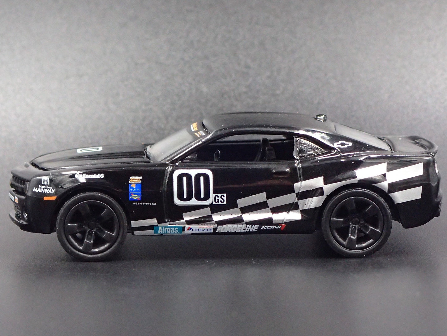 2010 - 2015 CHEVY CHEVROLET CAMARO RARE 1:64 SCALE DIORAMA DIECAST MODEL CAR