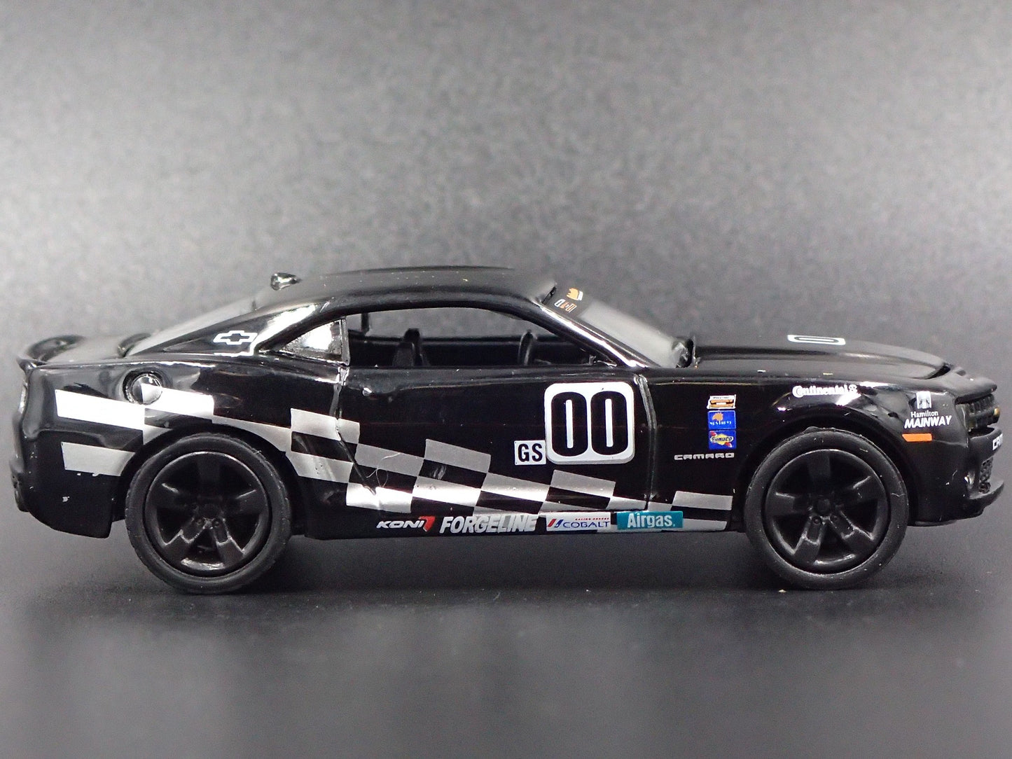 2010 - 2015 CHEVY CHEVROLET CAMARO RARE 1:64 SCALE DIORAMA DIECAST MODEL CAR