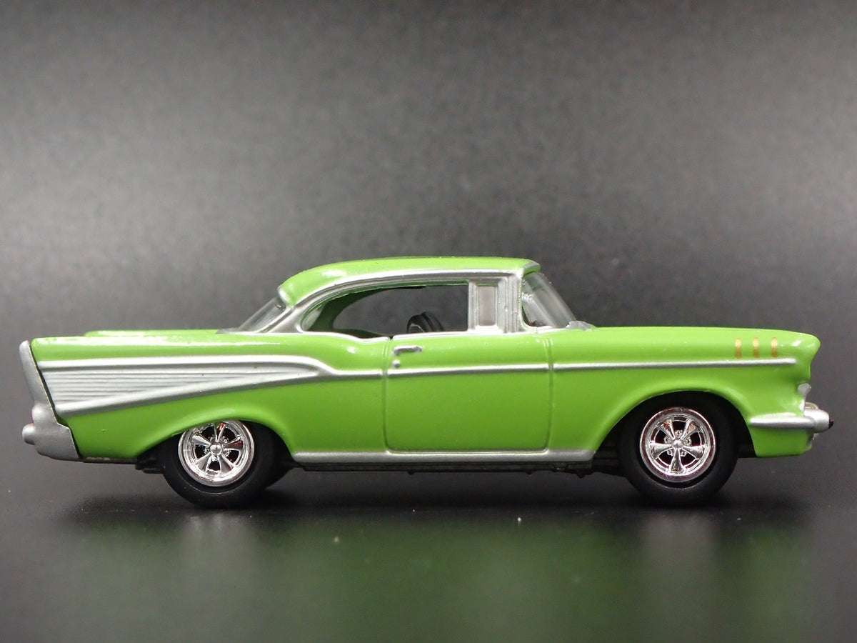 1957 CHEVY CHEVROLET BEL AIR GREEN 1:64 SCALE DIORAMA DIECAST MODEL CAR