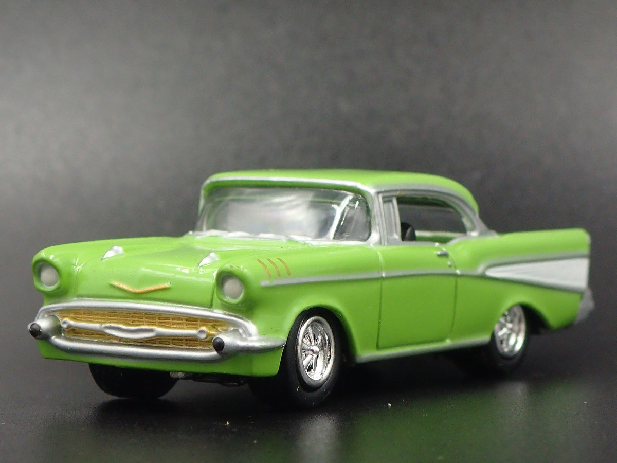 1957 CHEVY CHEVROLET BEL AIR GREEN 1:64 SCALE DIORAMA DIECAST MODEL CAR