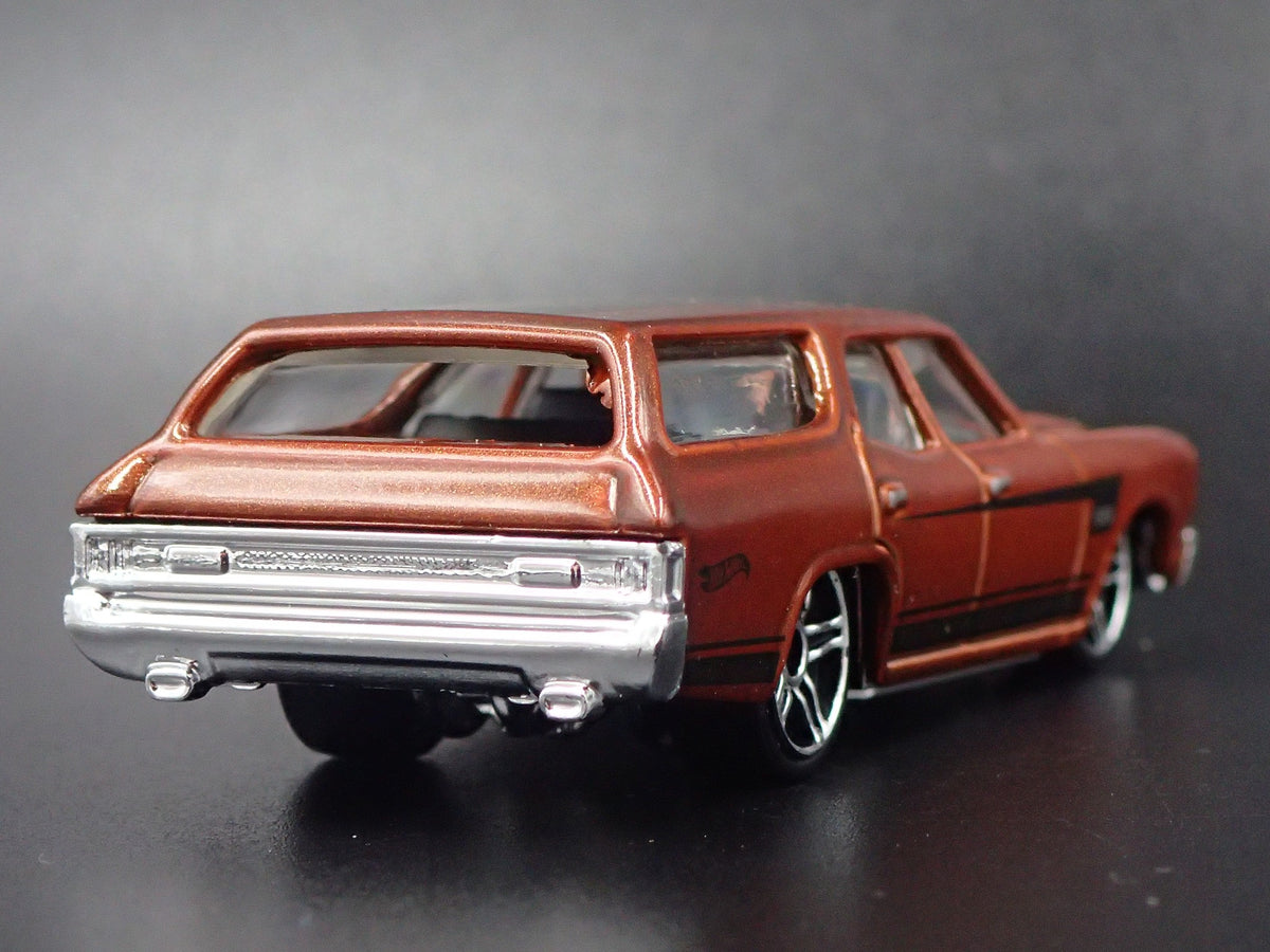 1970 70 CHEVY CHEVROLET CHEVELLE SS STATION WAGON 1:64 SCALE DIECAST MODEL CAR