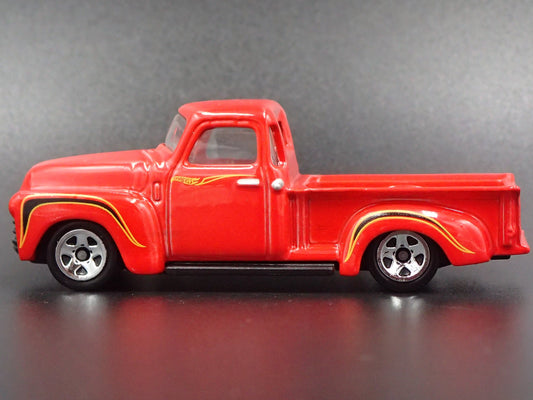 1947-1953 CHEVY CHEVROLET PICKUP TRUCK RED 1:64 SCALE DIORAMA DIECAST MODEL CAR