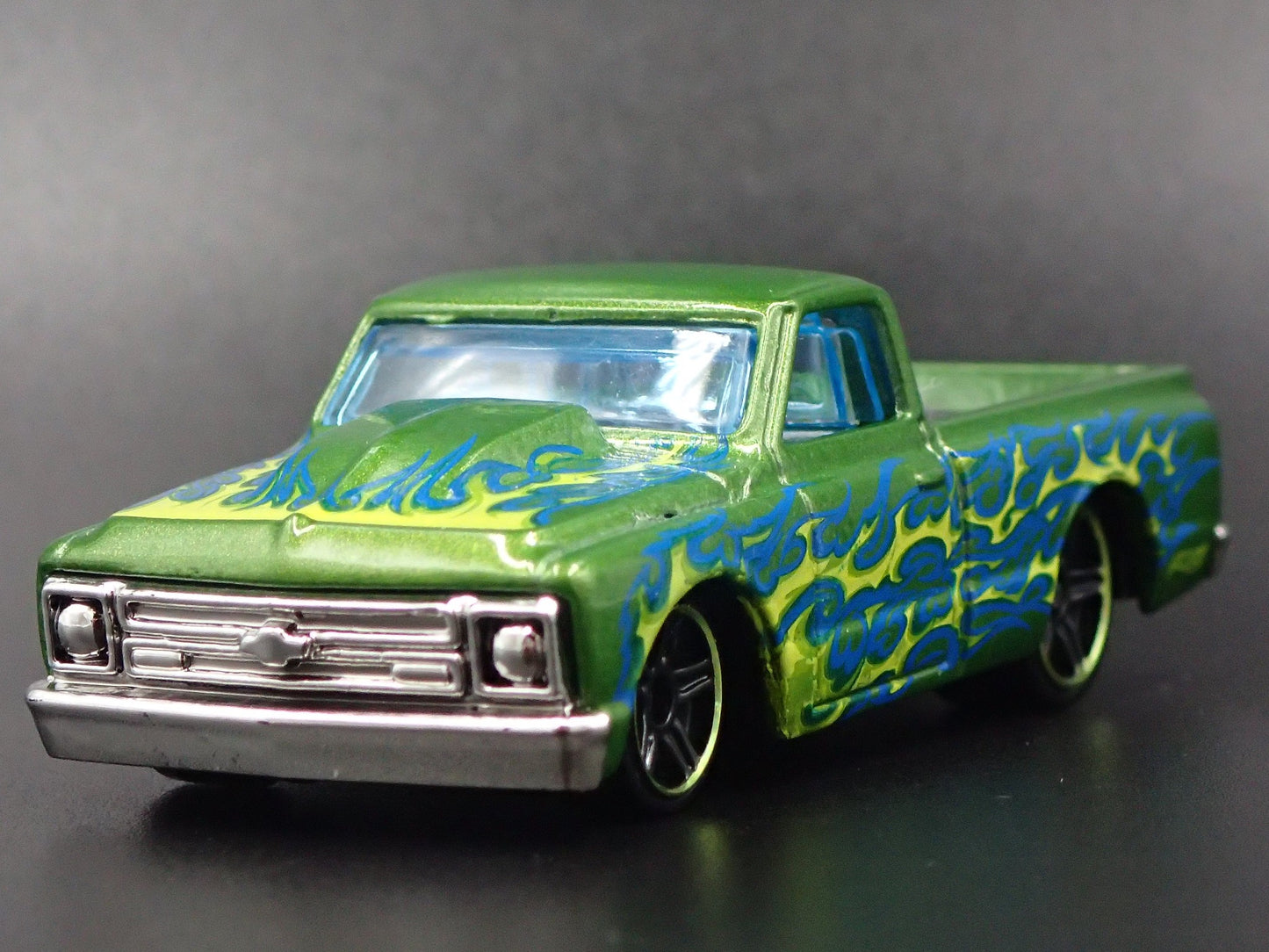 1967 67 CHEVY CHEVROLET C10 SHORT BED PICKUP TRUCK 1:64 SCALE DIECAST MODEL CAR