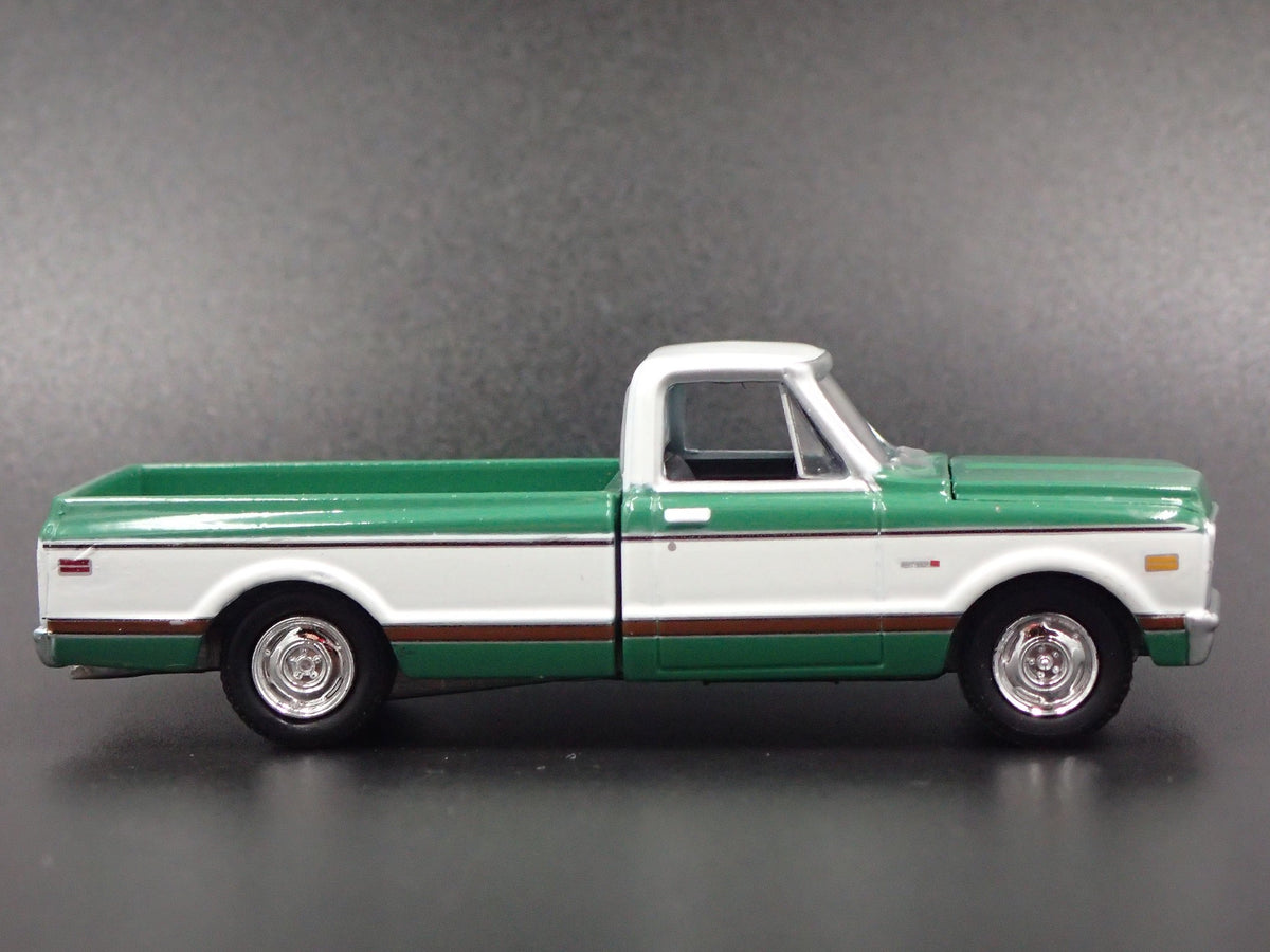 1972 72 CHEVY CHEVROLET C-10 PICKUP TRUCK GREEN 1/64 SCALE DIECAST MODEL CAR