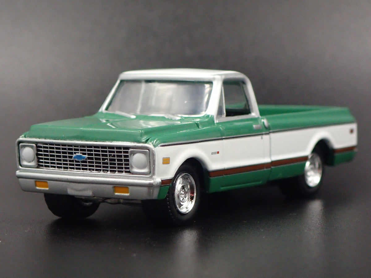 1972 72 CHEVY CHEVROLET C-10 PICKUP TRUCK GREEN 1/64 SCALE DIECAST MODEL CAR