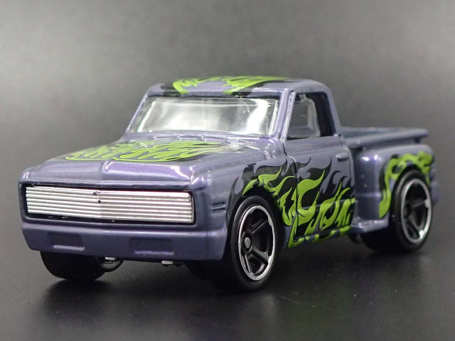1969 69 CHEVY CHEVROLET STEP SIDE PICKUP TRUCK RARE 1:64 SCALE DIECAST MODEL CAR