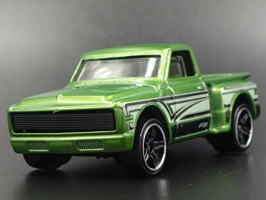 1969 69 CHEVY CHEVROLET STEP SIDE PICKUP TRUCK RARE 1:64 SCALE DIECAST MODEL CAR