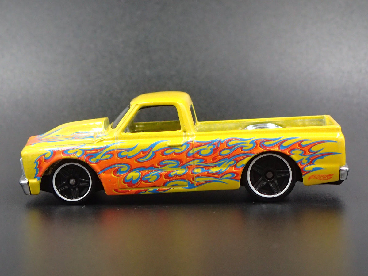 1967 67 CHEVY CHEVROLET C10 SHORT BED PICKUP TRUCK 1:64 SCALE DIECAST MODEL CAR-Burning Rubber Toy Company