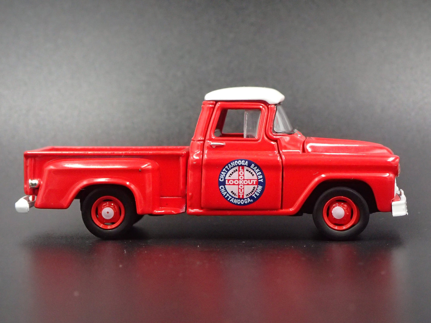 1958 58 GMC FLEET OPTION PICKUP TRUCK MOONPIE BAKERY RED 1:64 DIECAST MODEL CAR