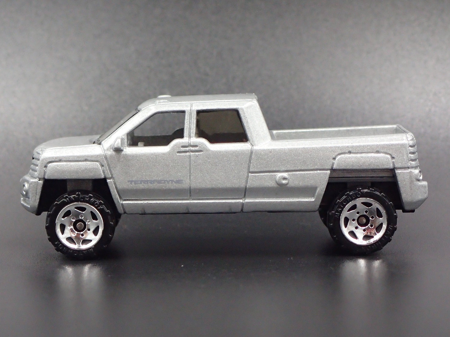 2000 00 GMC TERRADYNE PICKUP TRUCK CONCEPT VEHICLE 1:77 SCALE DIECAST MODEL CAR
