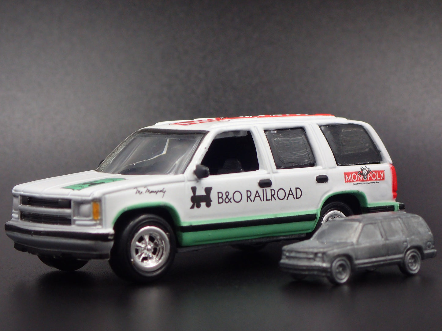 1997 97 CHEVY CHEVROLET TAHOE MONOPOLY RARE 1:64 SCALE LIMITED DIECAST MODEL CAR