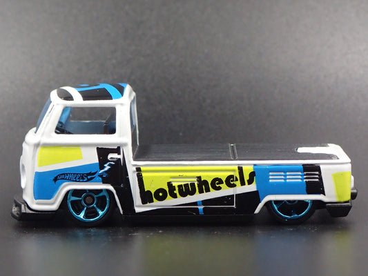 1967-1979 VW VOLKSWAGEN TYPE 2 T2 SINGLE CAB PICKUP 1:64 SCALE DIECAST MODEL CAR