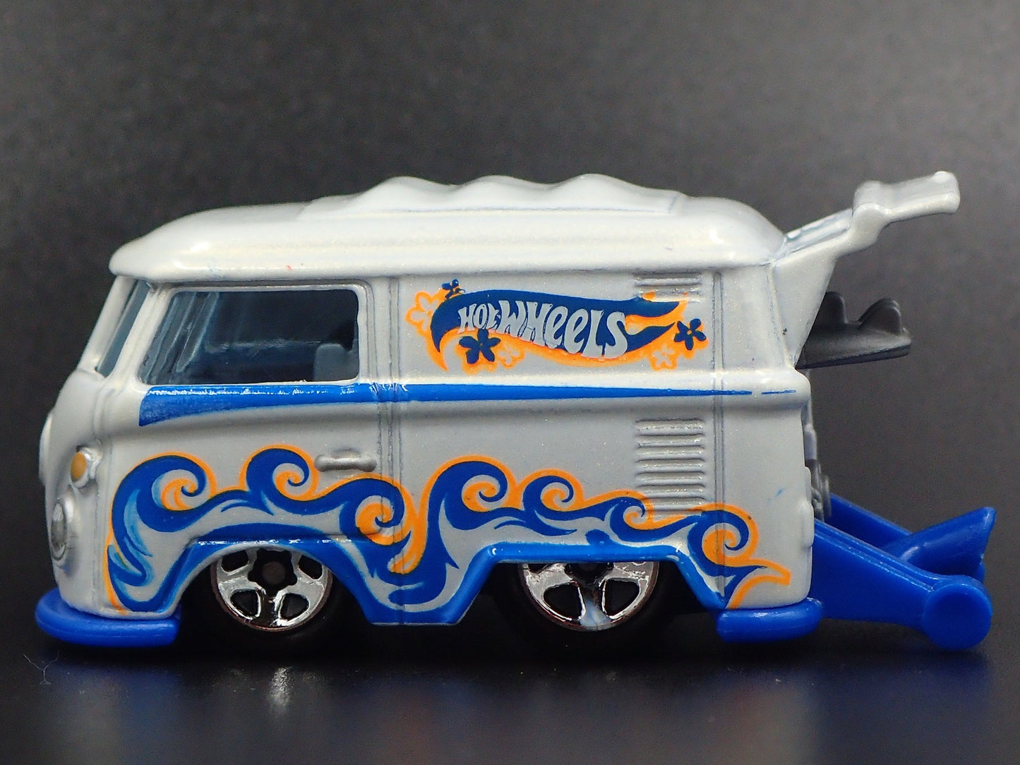 VW VOLKSWAGEN KOOL KOMBI MINI BUS VAN DRAG 1:64 SCALE DIORAMA DIECAST MODEL CAR