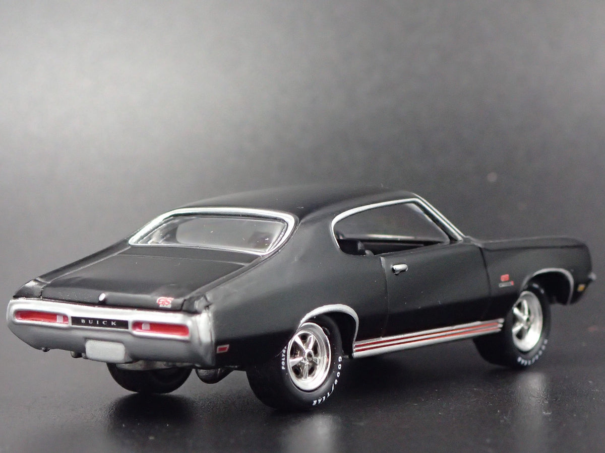 1970 70 BUICK GS 455 BARN FIND 1:64 SCALE COLLECTIBLE DIORAMA DIECAST MODEL CAR-Burning Rubber Toy Company