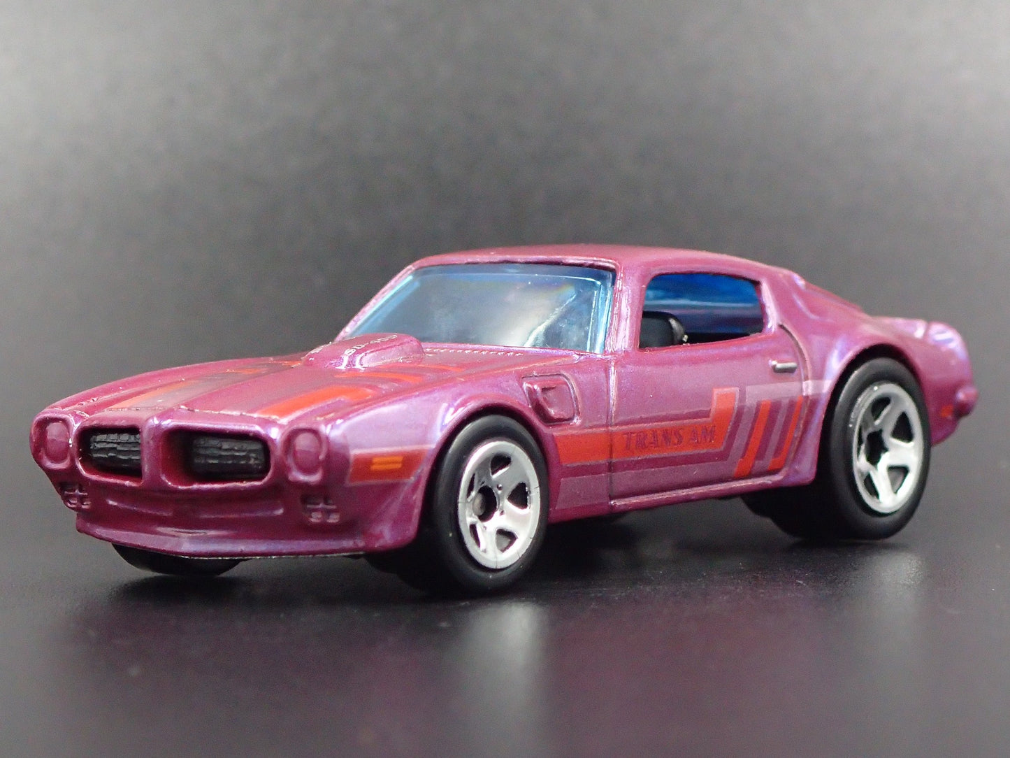 1973 73 PONTIAC FIREBIRD TRANS AM TA 1:64 SCALE COLLECTIBLE DIECAST MODEL CAR