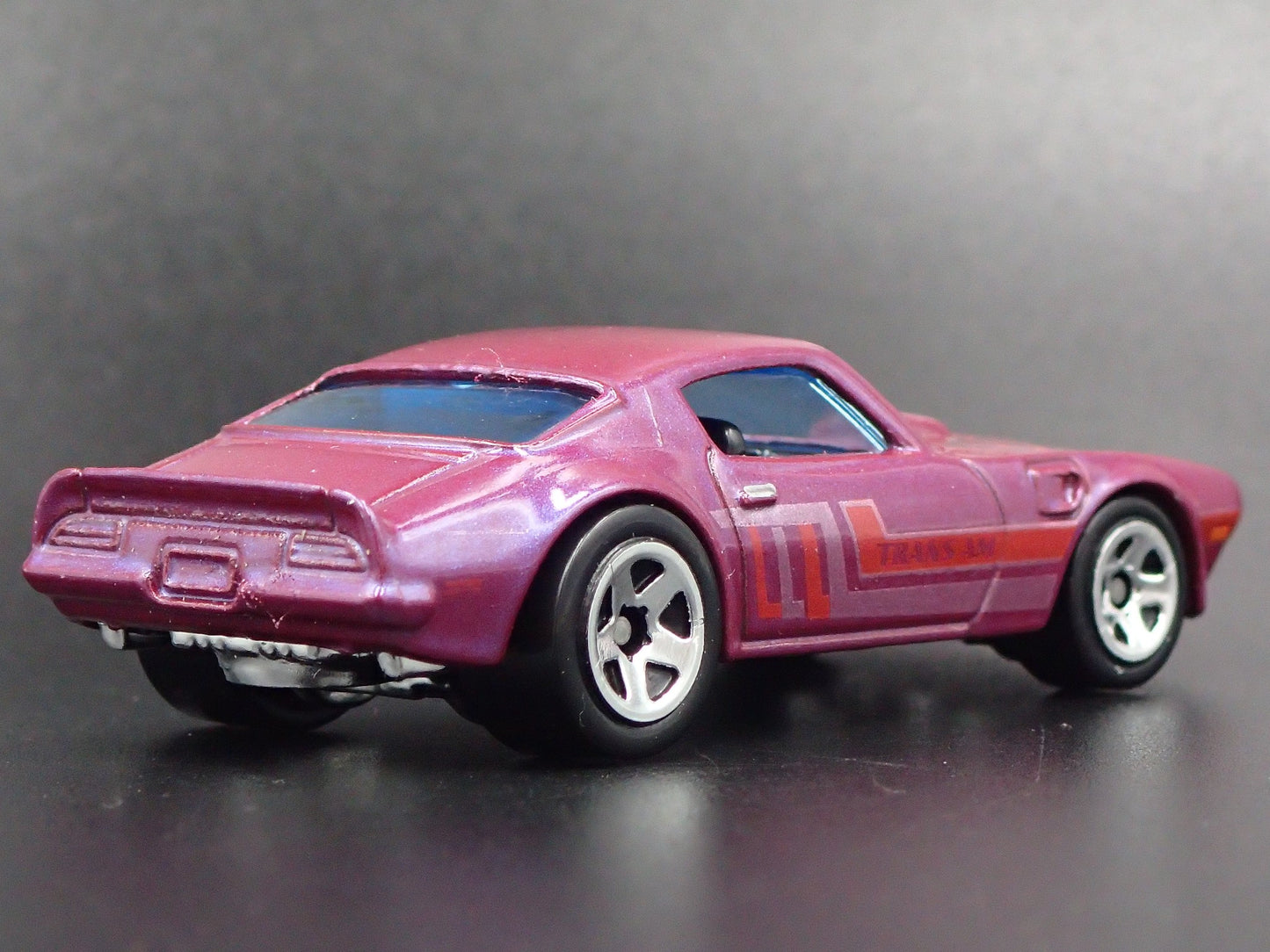 1973 73 PONTIAC FIREBIRD TRANS AM TA 1:64 SCALE COLLECTIBLE DIECAST MODEL CAR