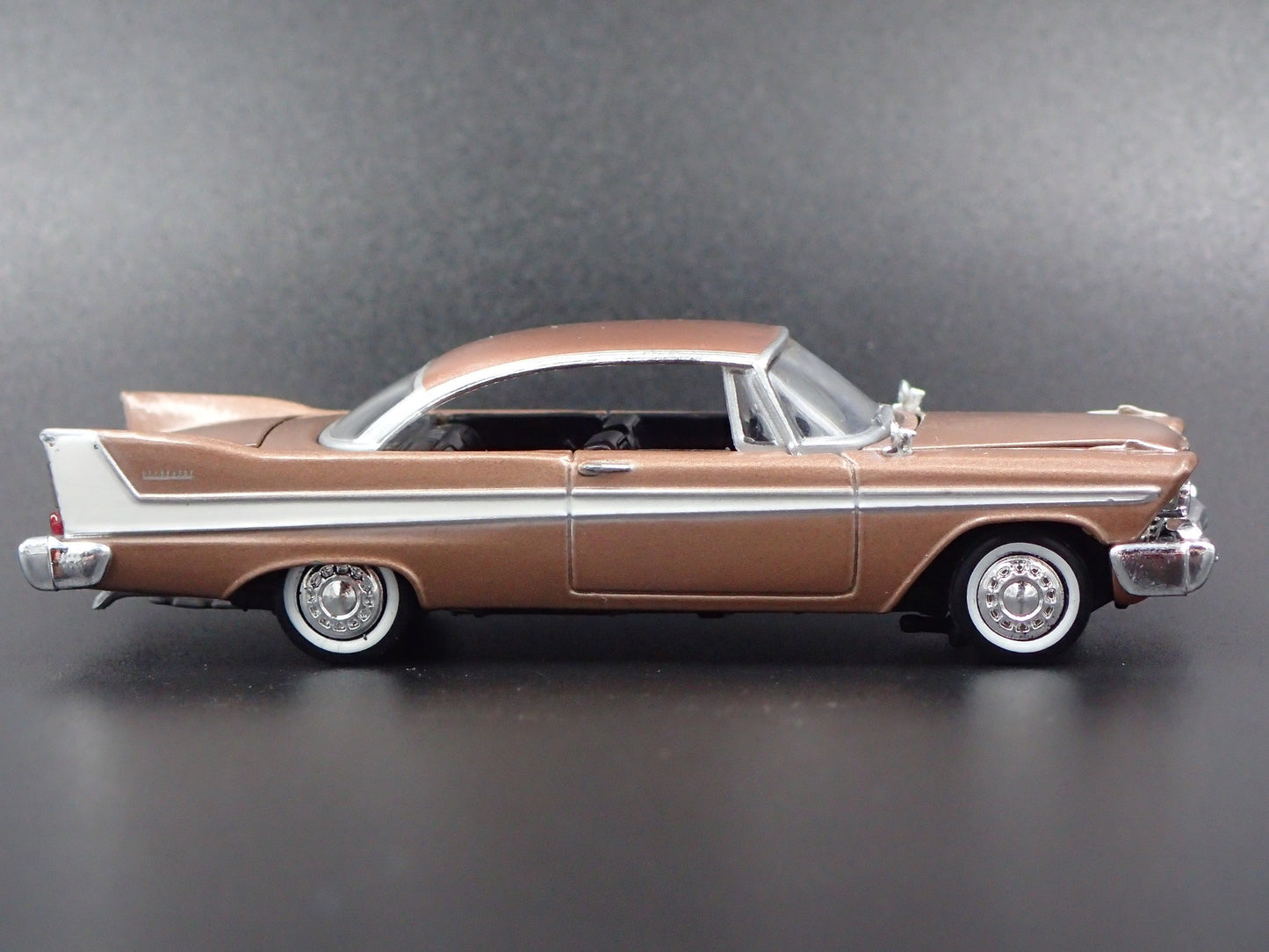 1958 58 PLYMOUTH FURY RARE 1/64 SCALE COLLECTIBLE DIORAMA DIECAST MODEL CAR