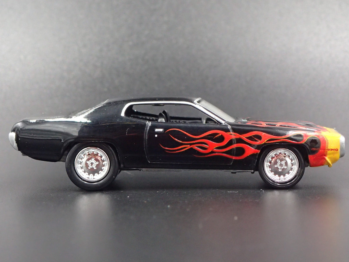 1971 PLYMOUTH ROAD RUNNER RARE 1/64 SCALE LIMITED COLLECTIBLE DIECAST MODEL CAR-Burning Rubber Toy Company